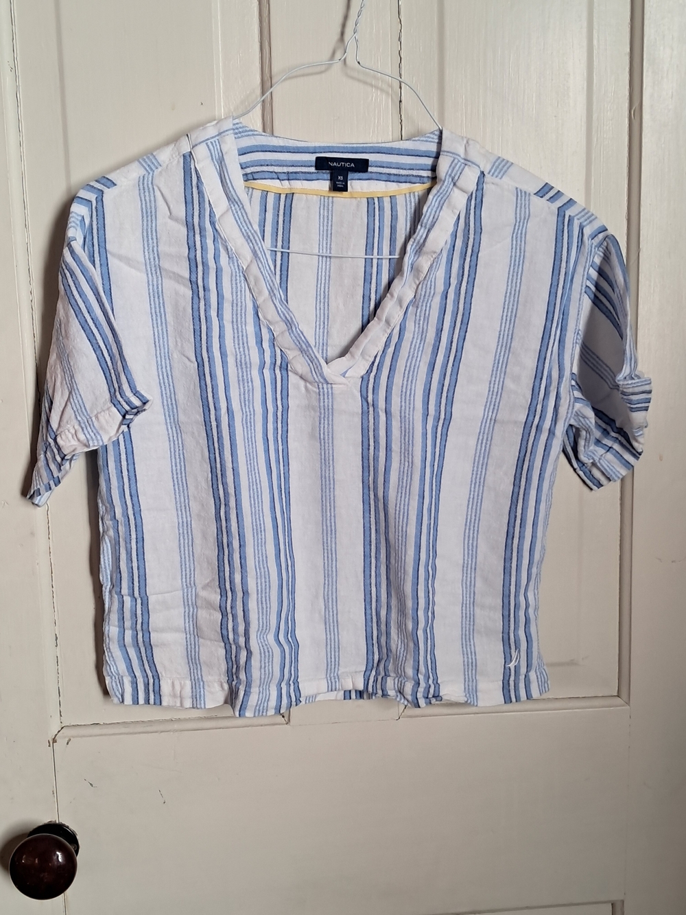 Nautica White and Light Blue Vertical Stripe V-Neck Linen